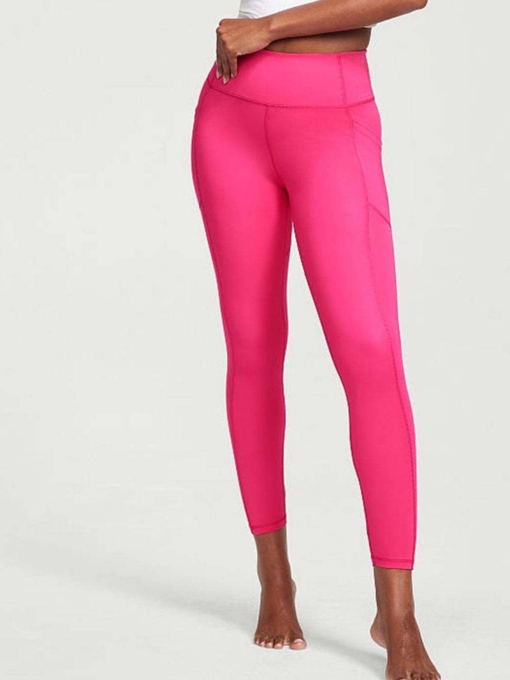 50%off w❤️ Victoria's Secret Forever Pink Essential Pocket Heart Seam Leggings S